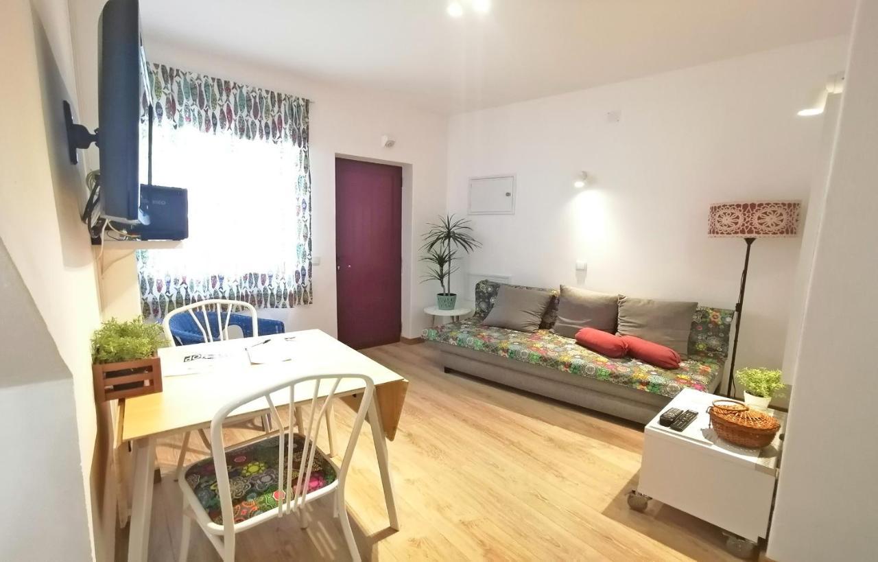 A41 - Olive Tree Street 1 Bed Flat Apartment Lagos Exterior photo